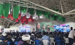حضور مسئول و اعضای بسیج اساتید استان اصفهان در مراسم اولین سالگرد سردار شهید سید محمد حجازی