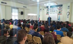 کارگاه آموزشی ویژه دانش آموزان مدرسه تیزهوشان شهید بهشتی کاشان