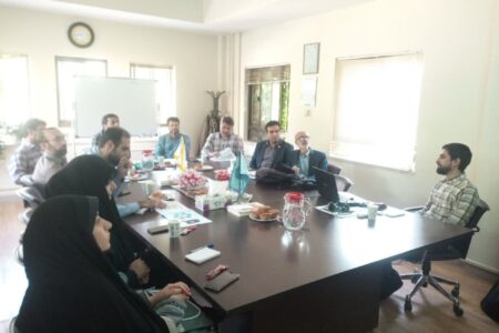 جلسه بسیج اساتید دانشگاه صنعتی اصفهان برای آشنایی با مرکز نوآوری شروع